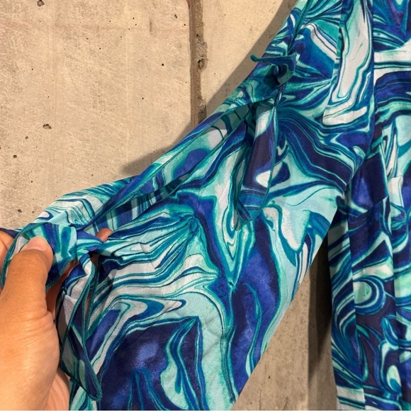 Lilly Pulitzer Small Ocean Waves Avila Silk Dress Cold Shoulder Resort Preppy - Picture 6 of 7